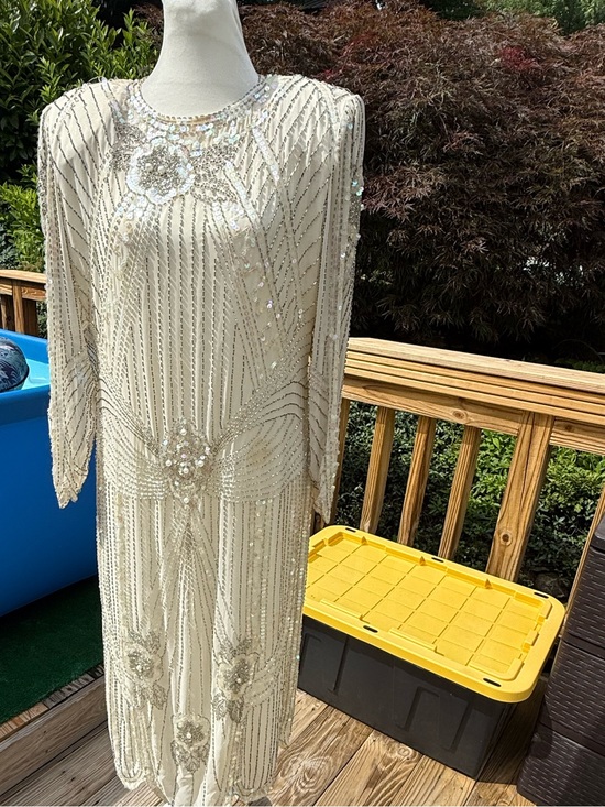 Cache Dresses & Skirts - Vintage beaded cache cream dress wedding bride formal large